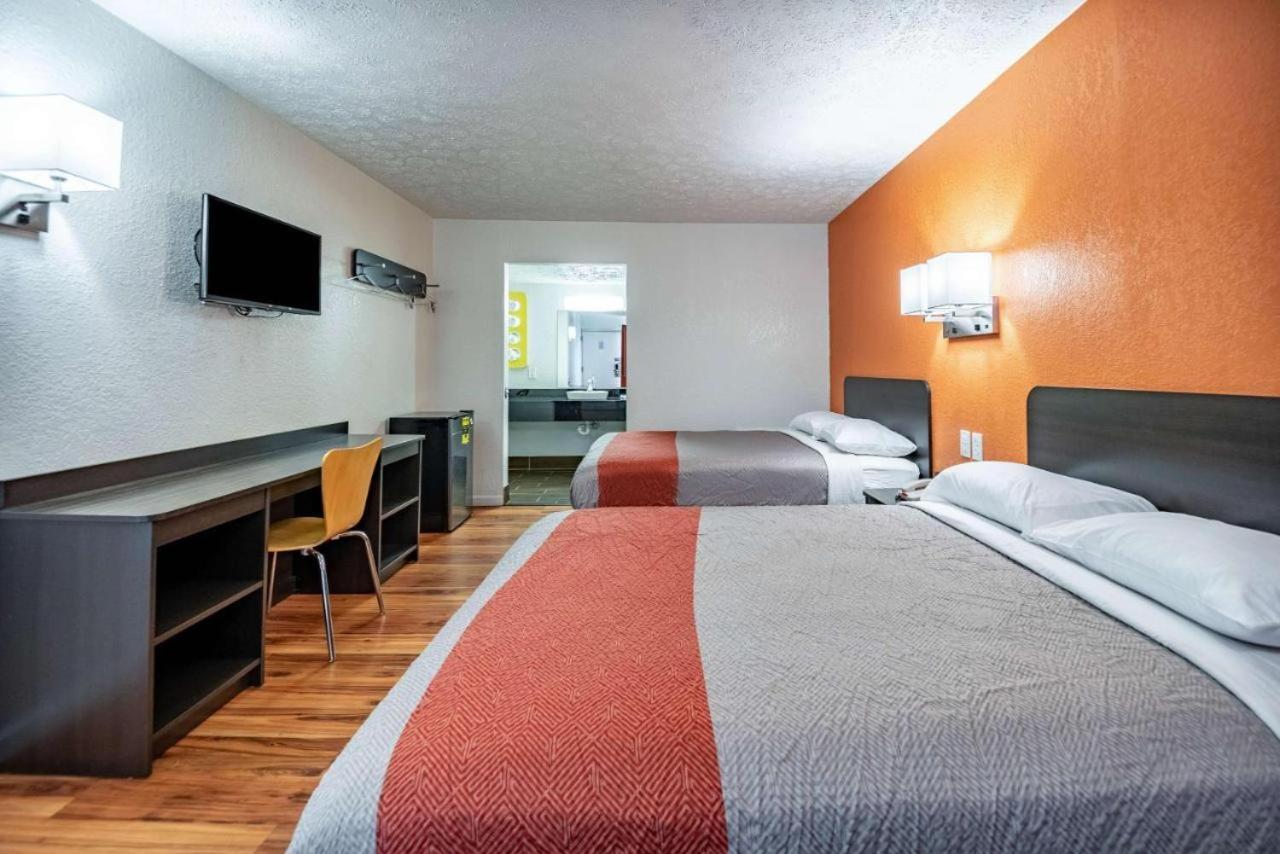 Relax Inn By Oyo Columbus Oh I 70 Экстерьер фото