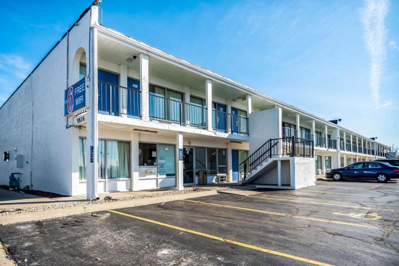 Relax Inn By Oyo Columbus Oh I 70 Экстерьер фото