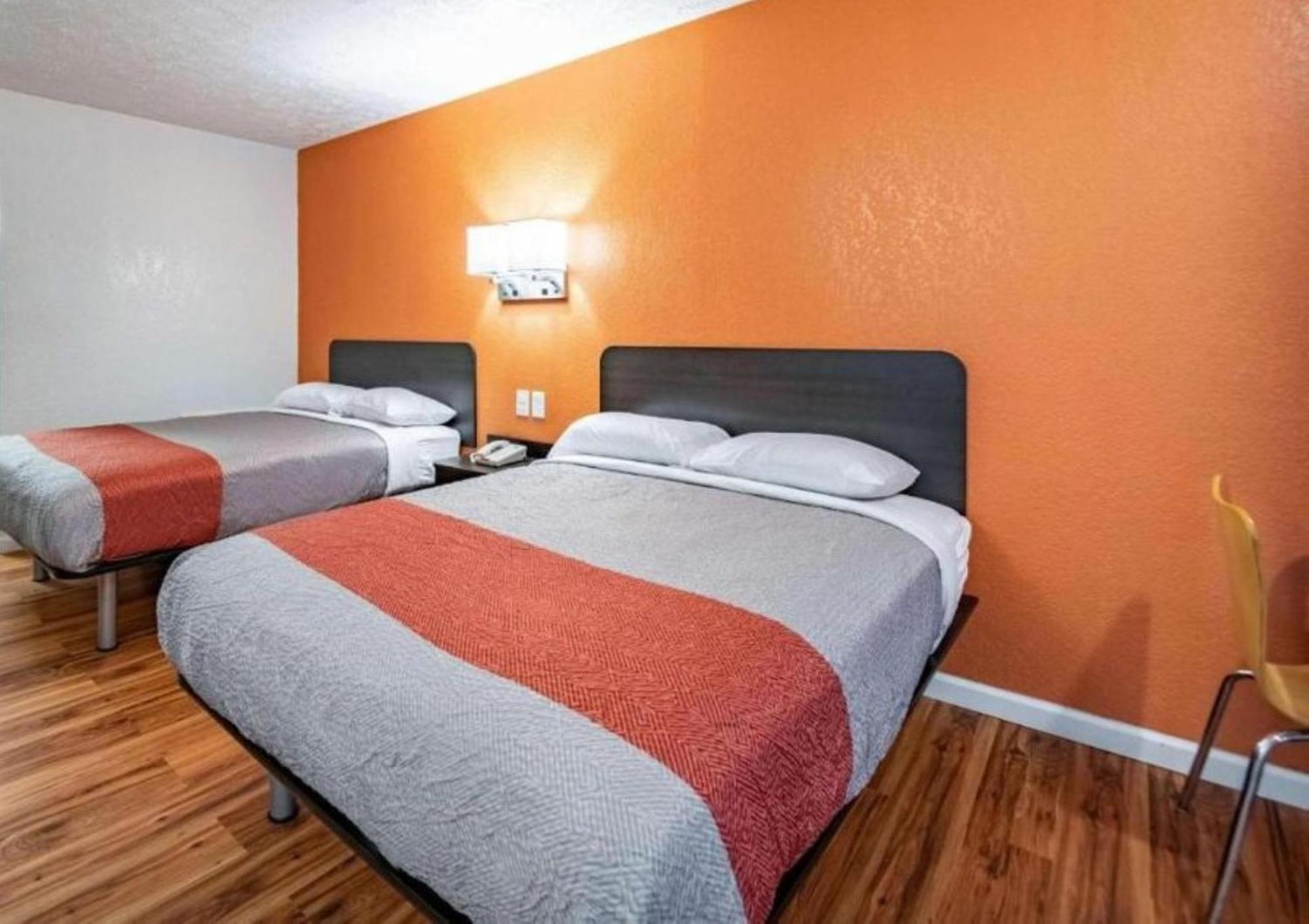 Relax Inn By Oyo Columbus Oh I 70 Экстерьер фото