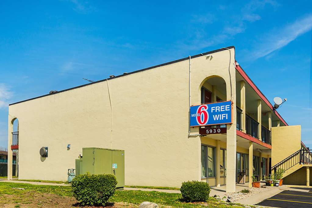 Relax Inn By Oyo Columbus Oh I 70 Экстерьер фото